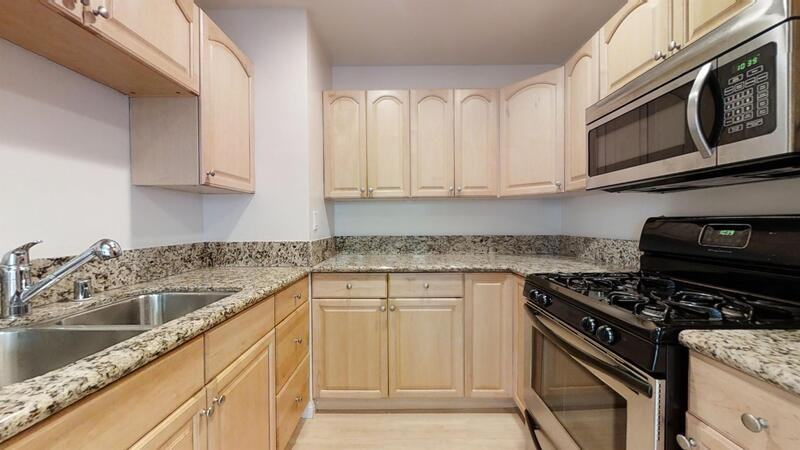 503 Avenue G - Photo 2 of 18