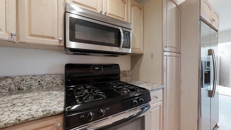 503 Avenue G - Photo 3 of 18