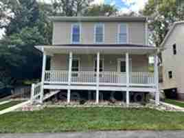 featured image of 6 4th Street Ext