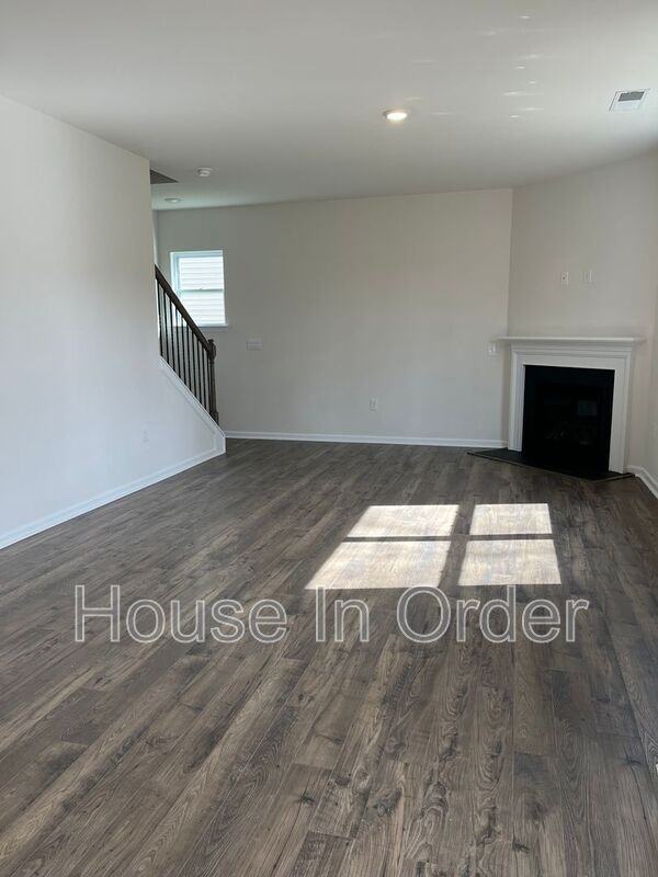 732 Fountain Park Blvd - Photo 5 of 20