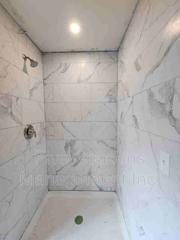 15 Allen St - Photo 6 of 11
