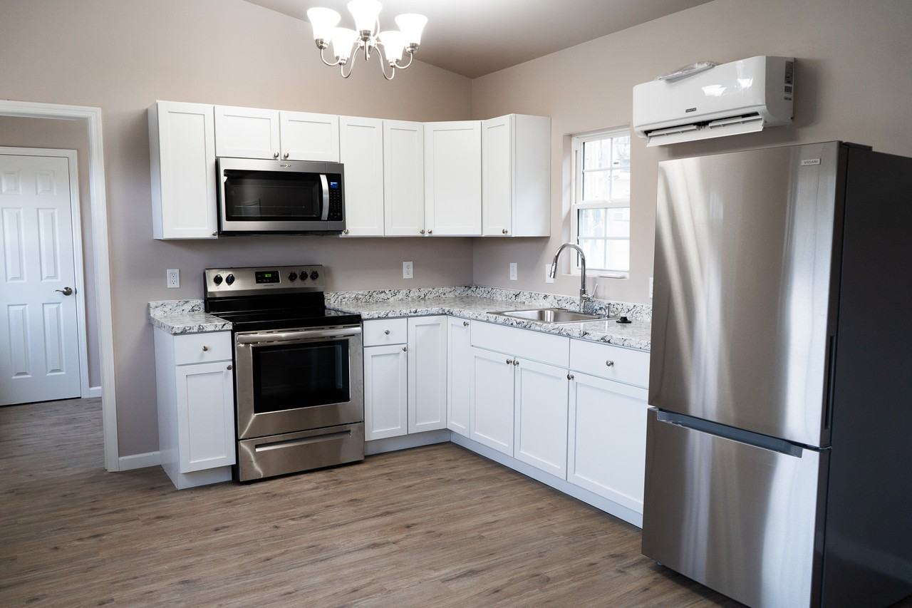 Humphrey Way - Photo 2 of 13