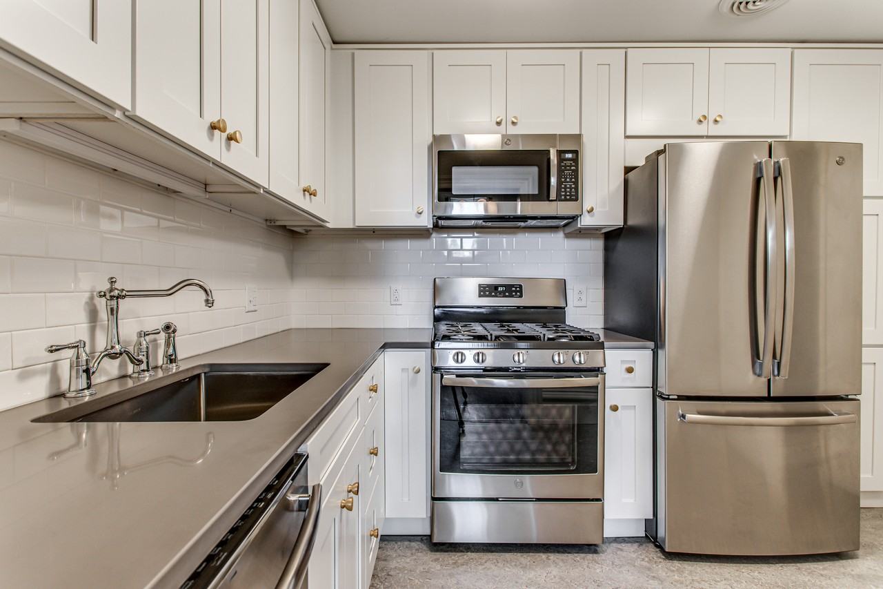 841 North Lincoln Avenue Apartments 841 N Lincoln Ave, Pittsburgh, PA