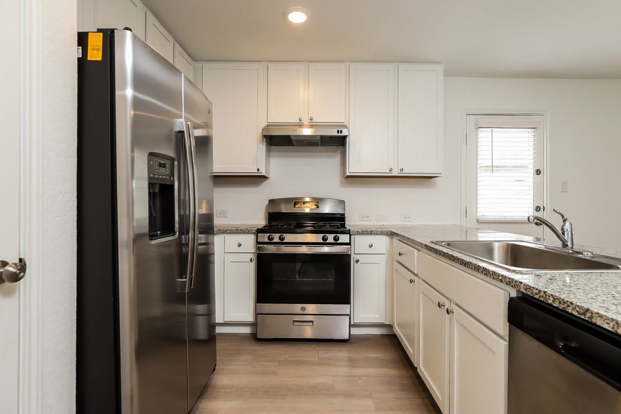 4332 Levee Rdg - Photo 6 of 26