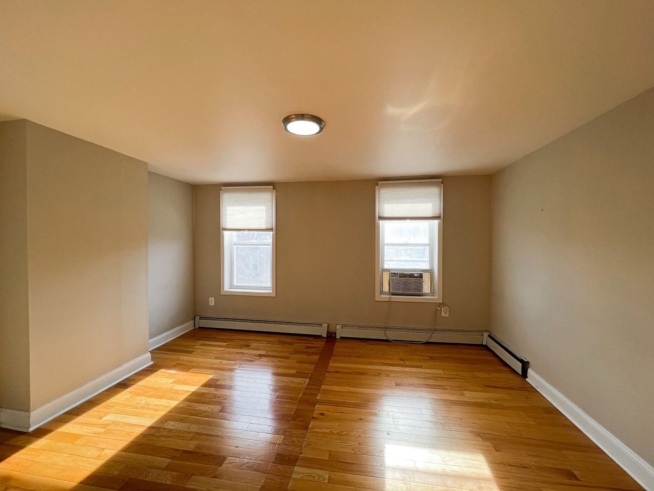 2100 Block Christian Street - Photo 5 of 25