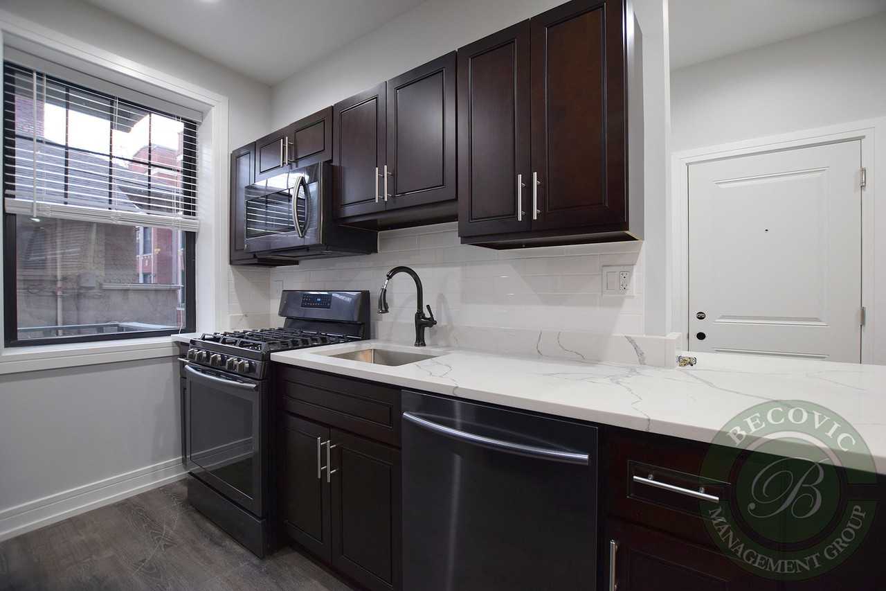 6100-6118 N Winthrop Ave - Photo 3 of 13