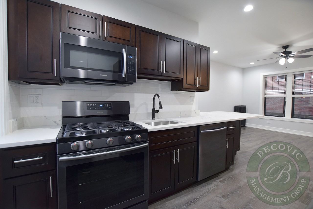 6100-6118 N Winthrop Ave - Photo 4 of 13