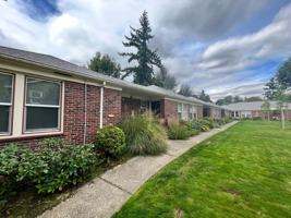 featured image of 1430 1430 NE Mason St & 1431 NE Shaver St