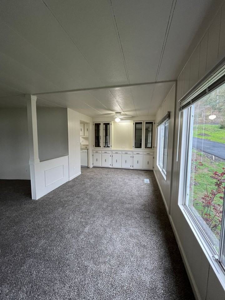 4550 Sw 5th Ave - Photo 3 of 39