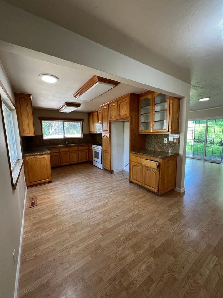 3010 Granite Creek Rd - Photo 3 of 14