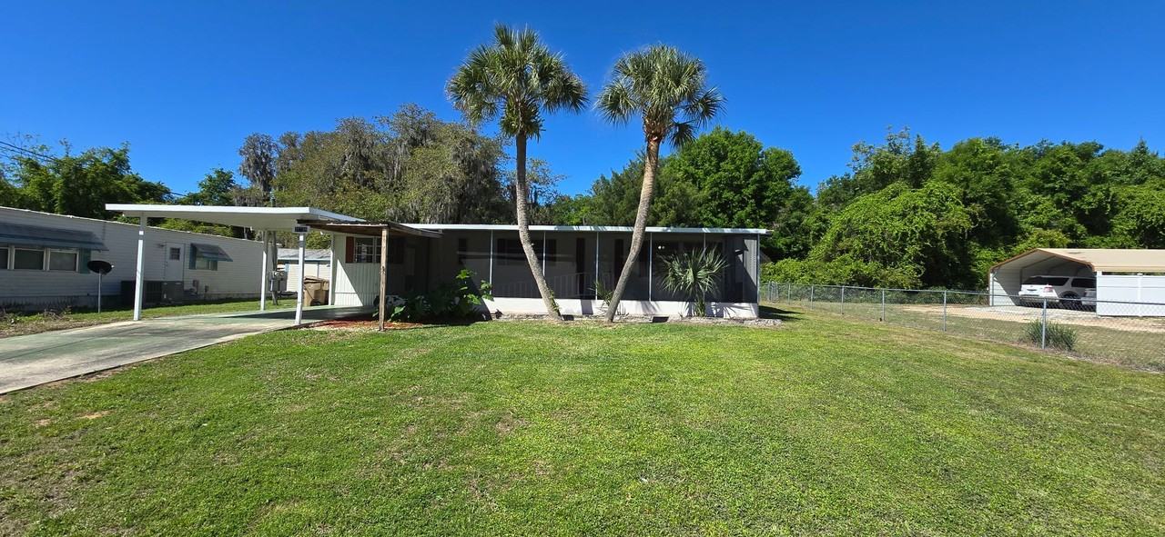 36739 Brook Rd - Photo 2 of 28