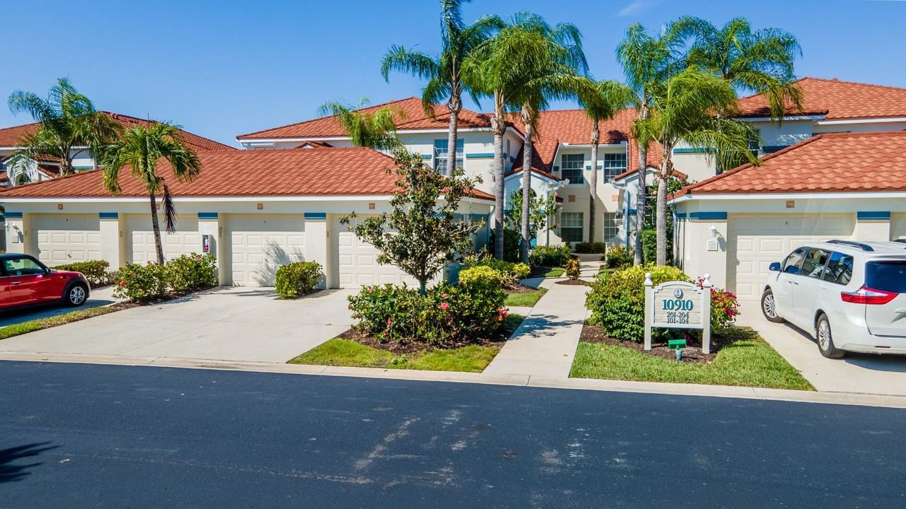 10910 Santa Margherita Rd #102 - Photo 2 of 34