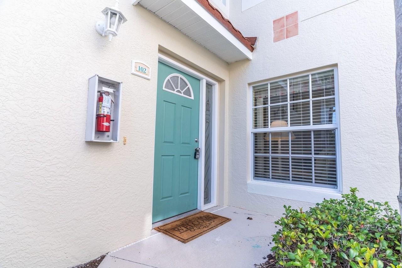 10910 Santa Margherita Rd #102 - Photo 5 of 34