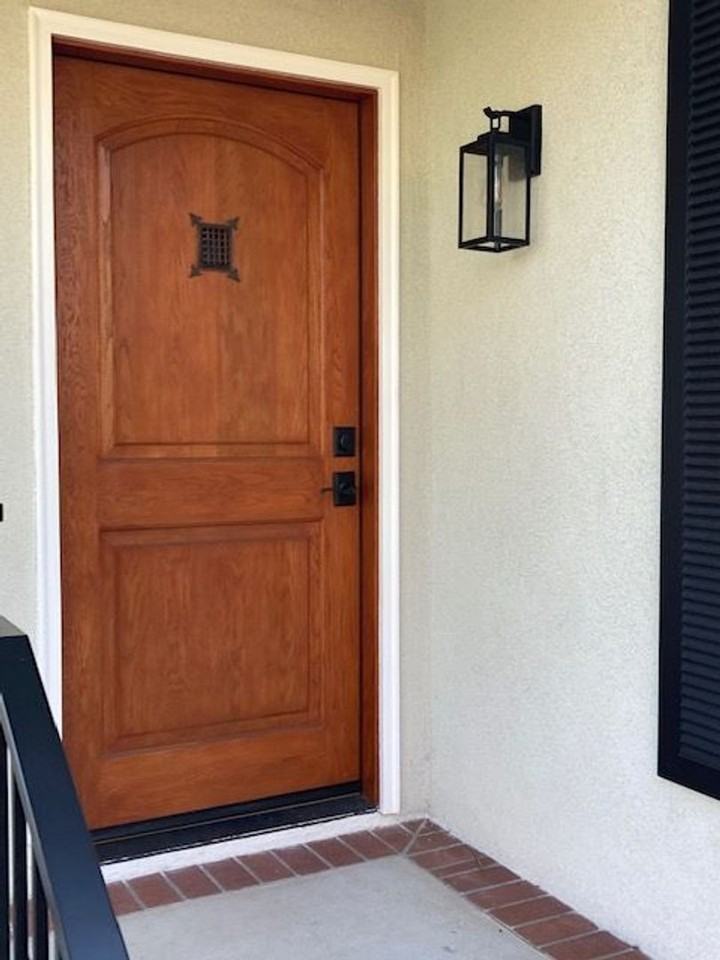 320 Santa Ana Ave - Photo 2 of 18