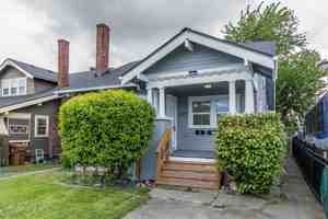 featured image of 3737 Tacoma Ave S