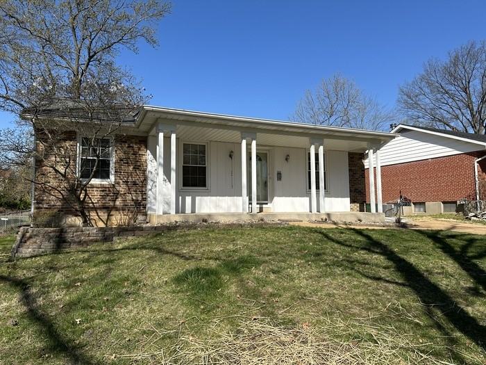 9733 Radio Dr - Photo 2 of 18