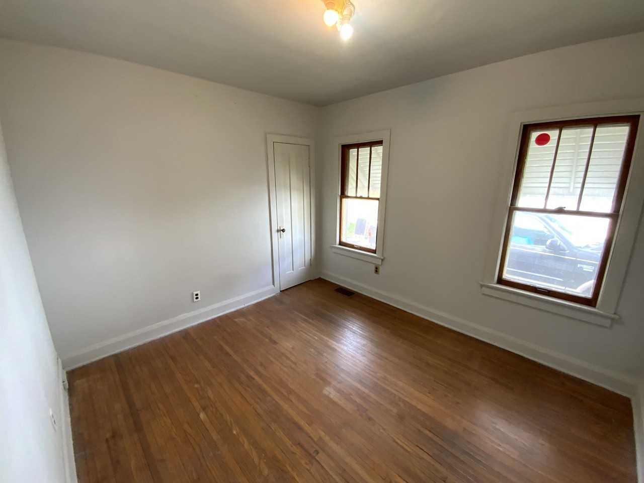 208 Stroup St #NA - Photo 7 of 13