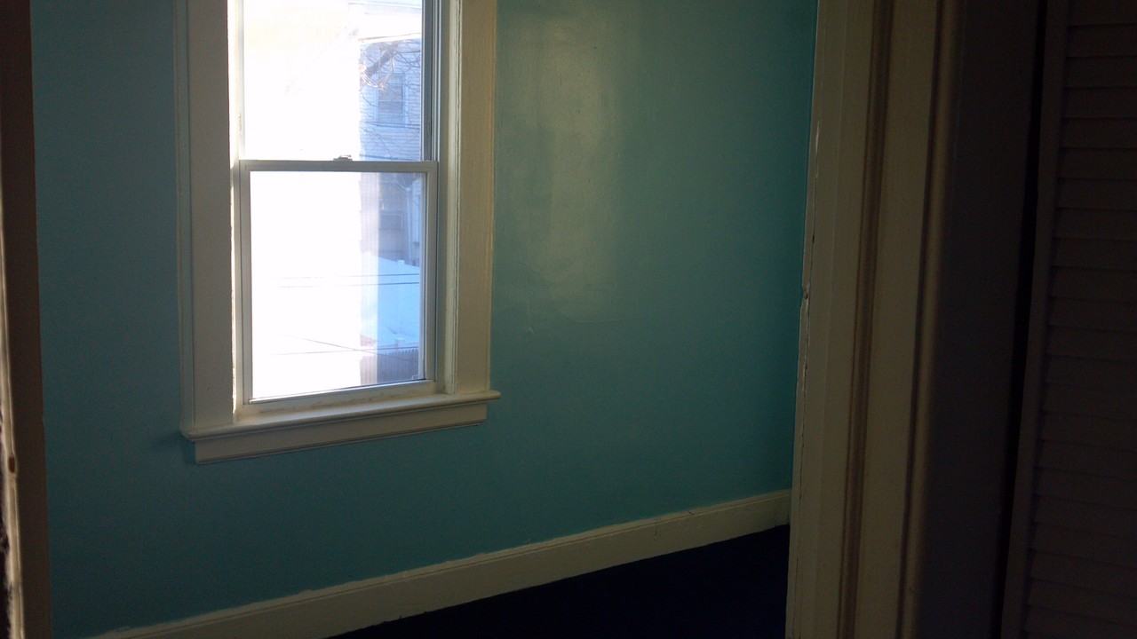 220 Ward Pl #NA - Photo 5 of 8