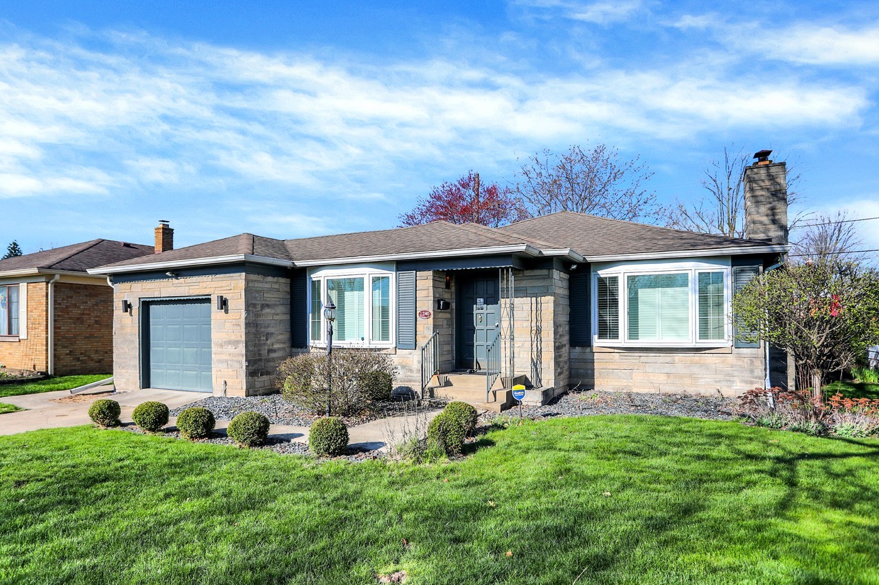 1240 N Irvington Ave #NA - Photo 2 of 27