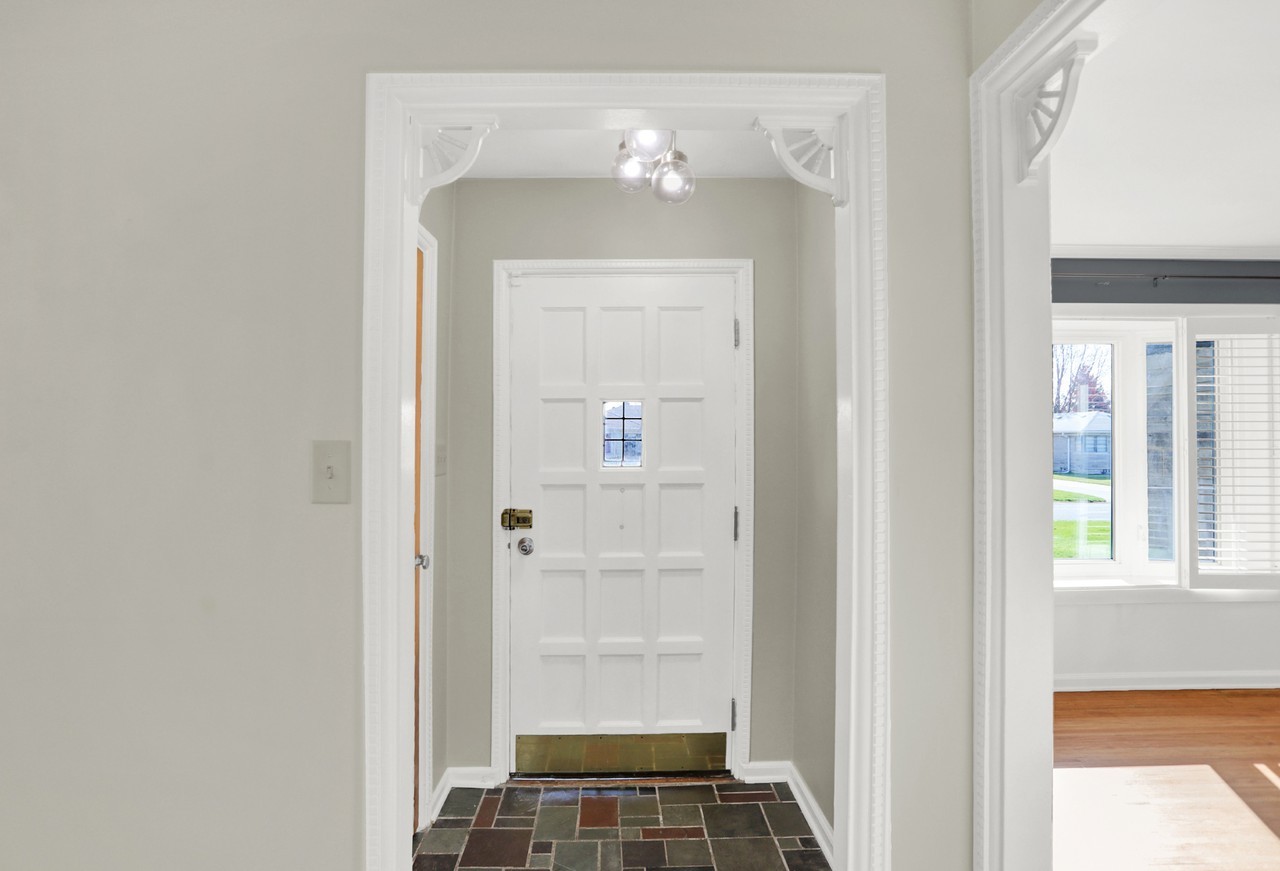 1240 N Irvington Ave #NA - Photo 3 of 27