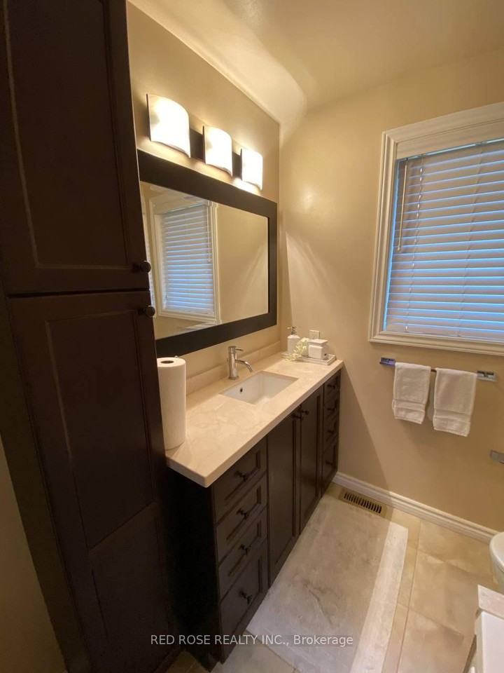 97 Penstock Court - Photo 2 of 6