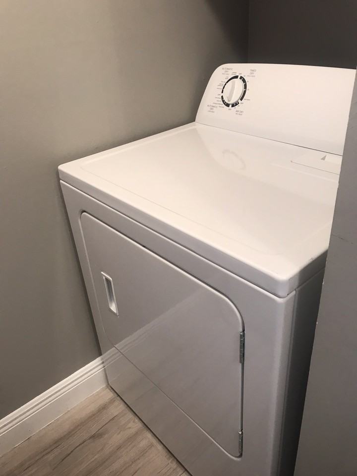 1239 Sw 46th Ave #1 - Photo 3 of 44