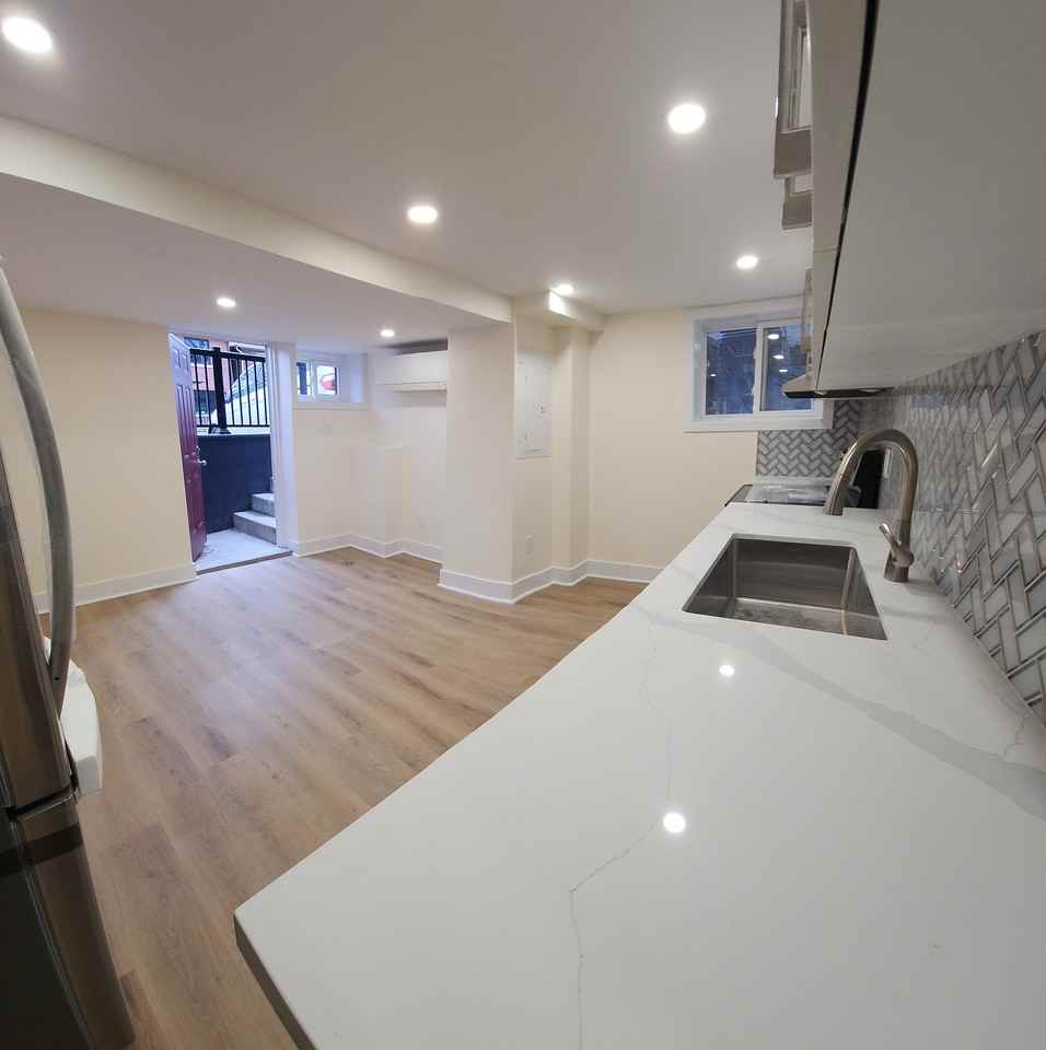 St Clair Ave W & Oakwood Ave #1 - Photo 7 of 11