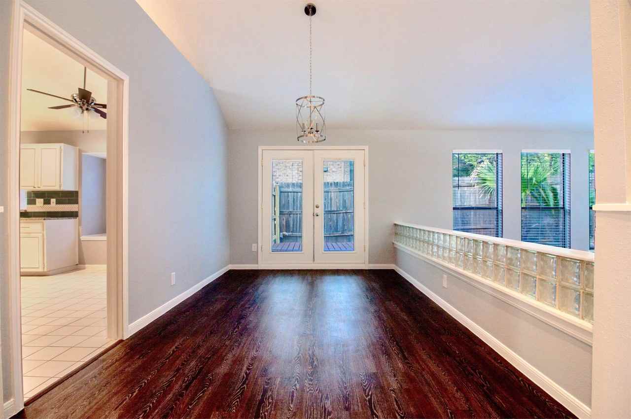 1806 Encino Bnd #1 - Photo 7 of 16