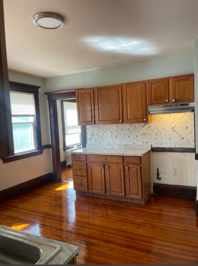 351 Ellsworth Ave #1 - Photo 6 of 9