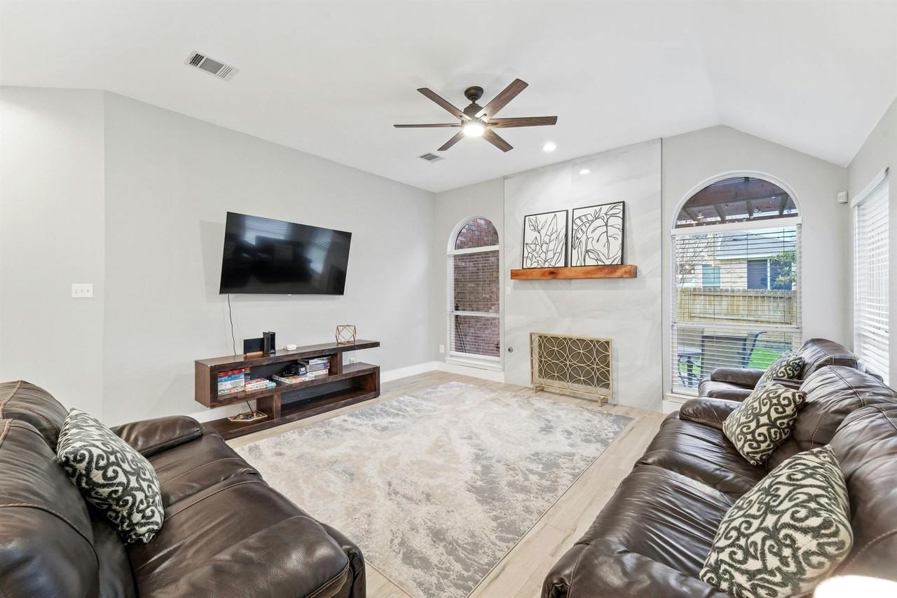1841 Montana Sky Dr #1 - Photo 4 of 10