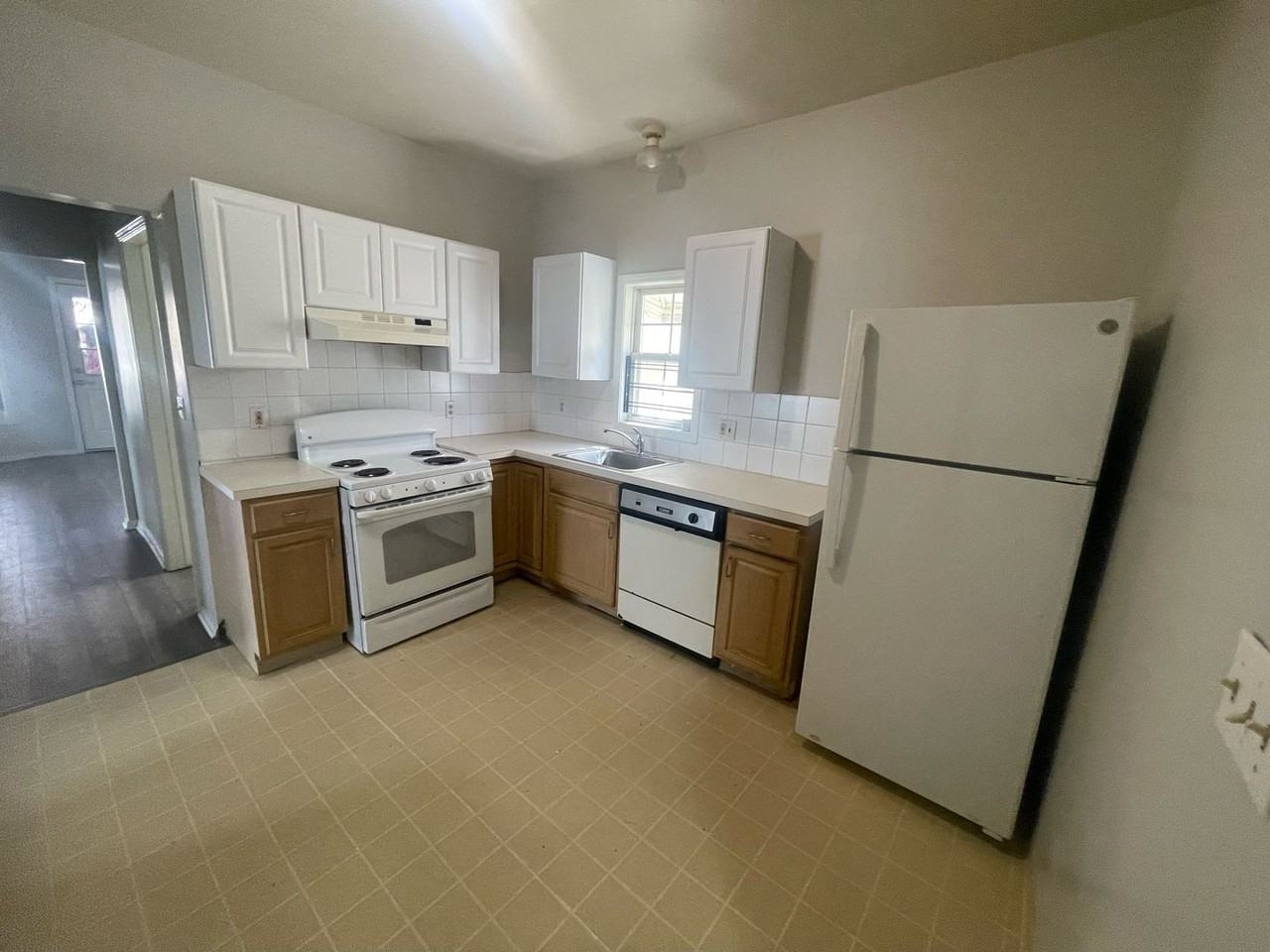 3103 Ruby Ave. - Photo 3 of 15