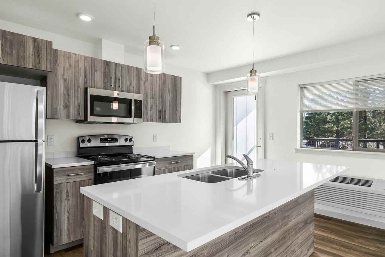 188- Oxbow Flats Building B - Photo 3 of 9