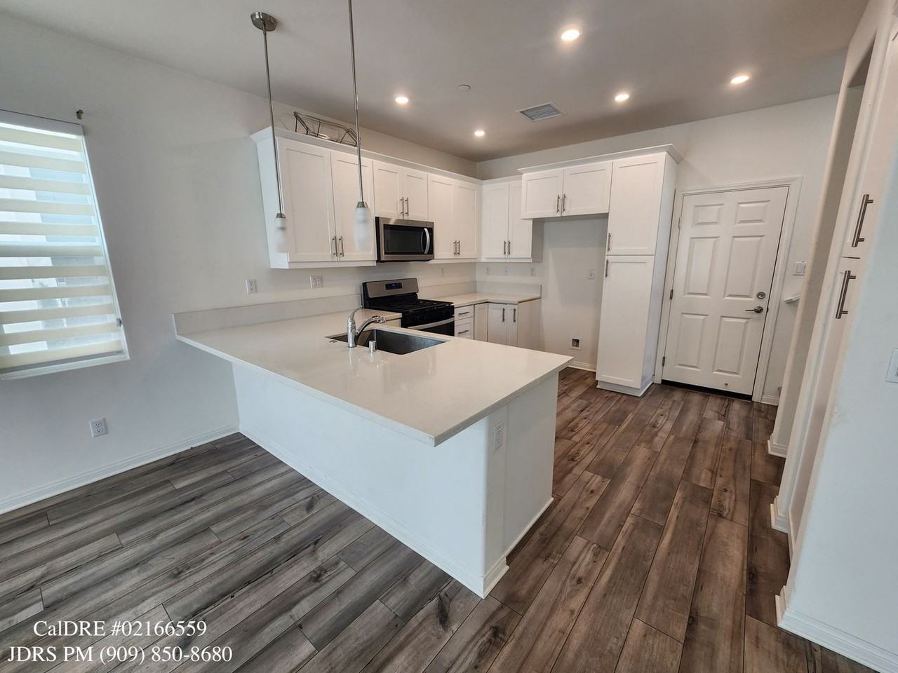 142 Bonita Ln - Photo 2 of 18