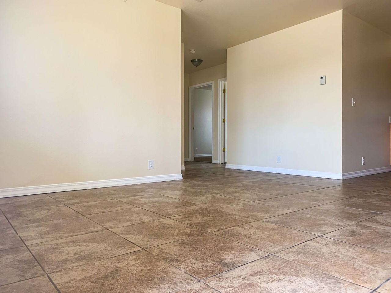 Phoenix Apartments: Rises Above the Rest! - Photo 5 of 50