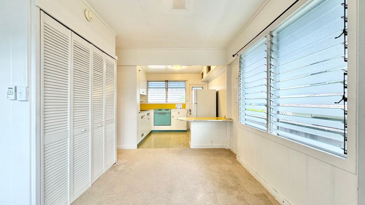 780 Punahou Street - Photo 2 of 21