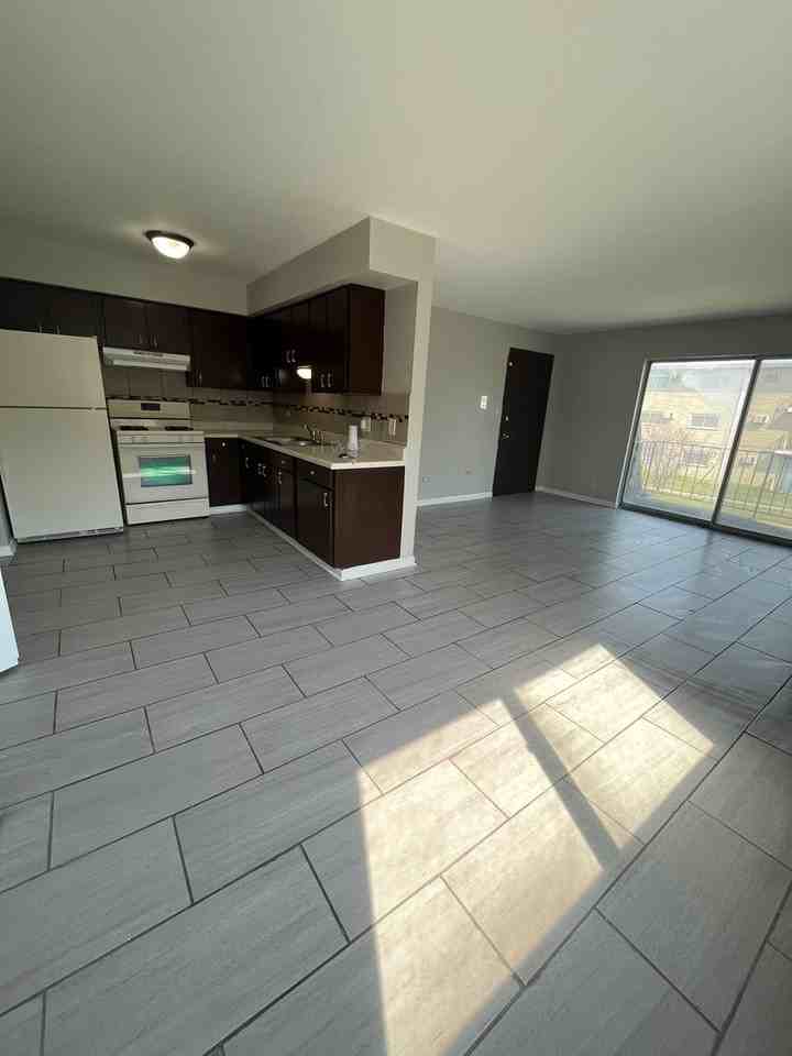 17724 Rosewood Ave. - Photo 2 of 11