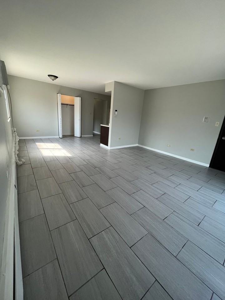 17724 Rosewood Ave. - Photo 3 of 11