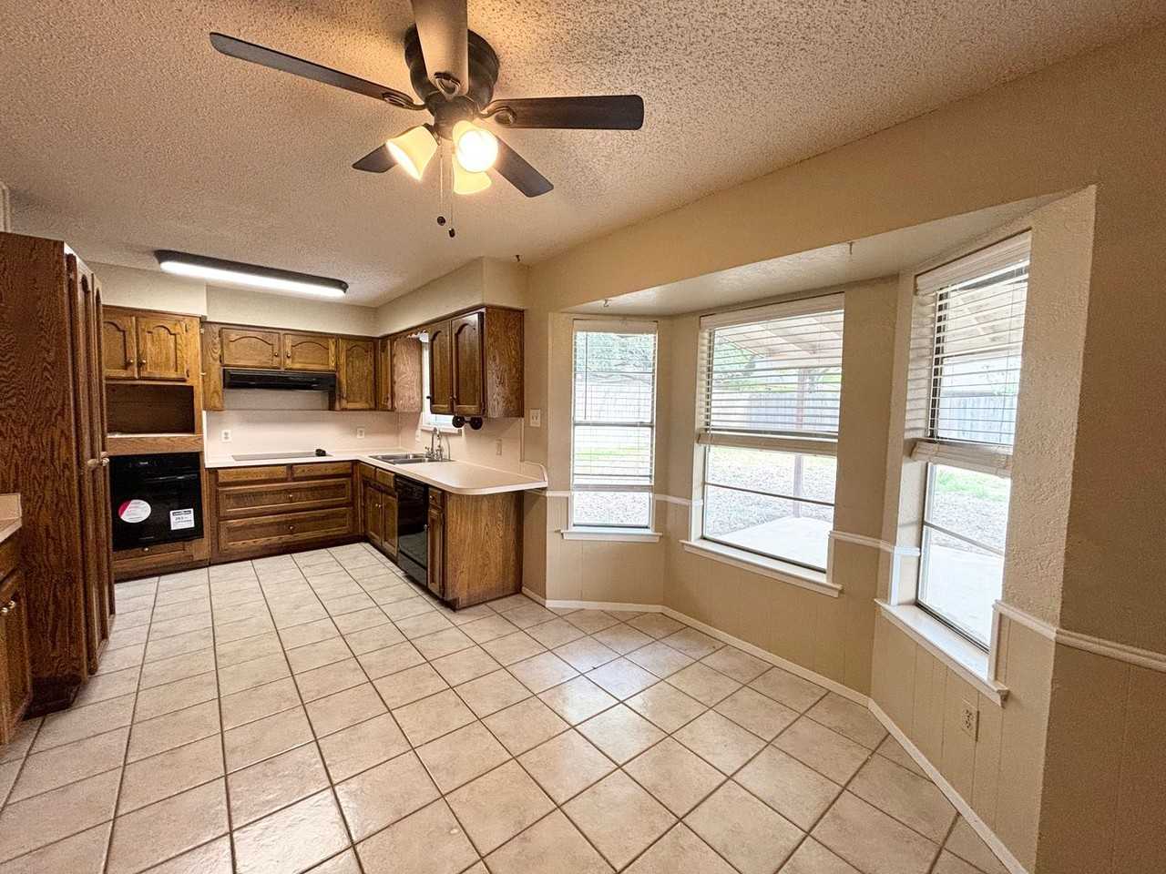 8704 Copper Canyon Rd - Photo 3 of 29