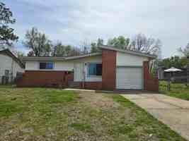 featured image of 518 W Park St