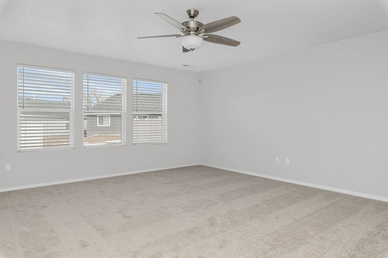 1786 E Kentucky Ave - Photo 5 of 21