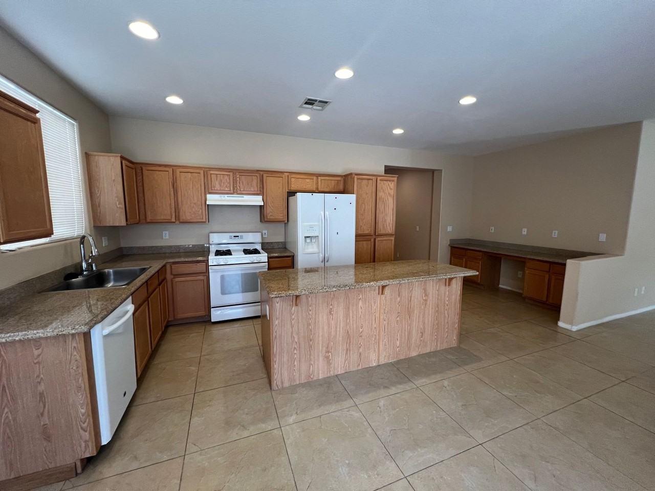 1285 Sonatina Dr - Photo 3 of 20