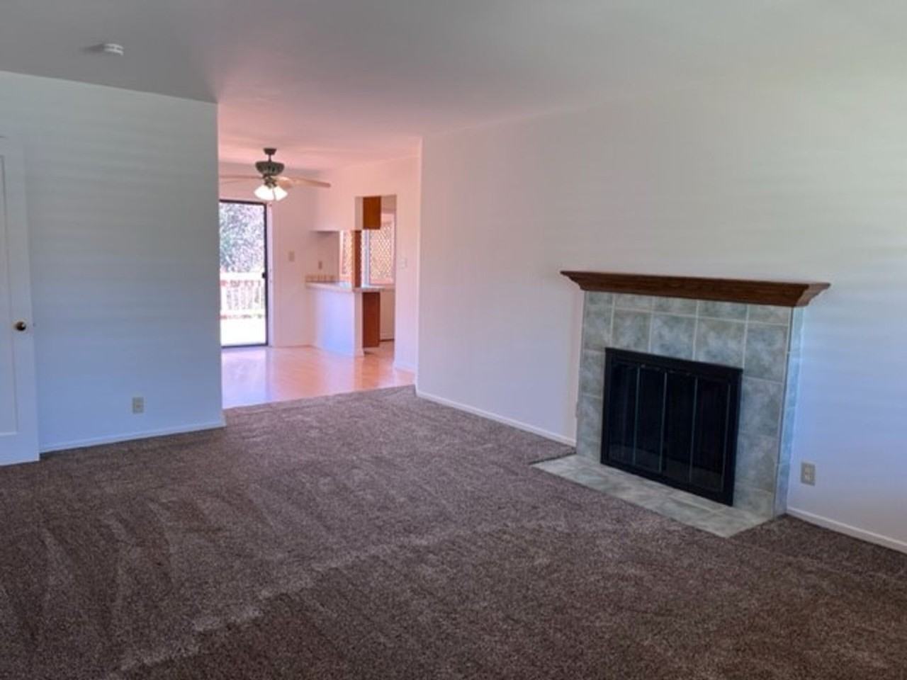 4436 Stanford Ave - Photo 2 of 23