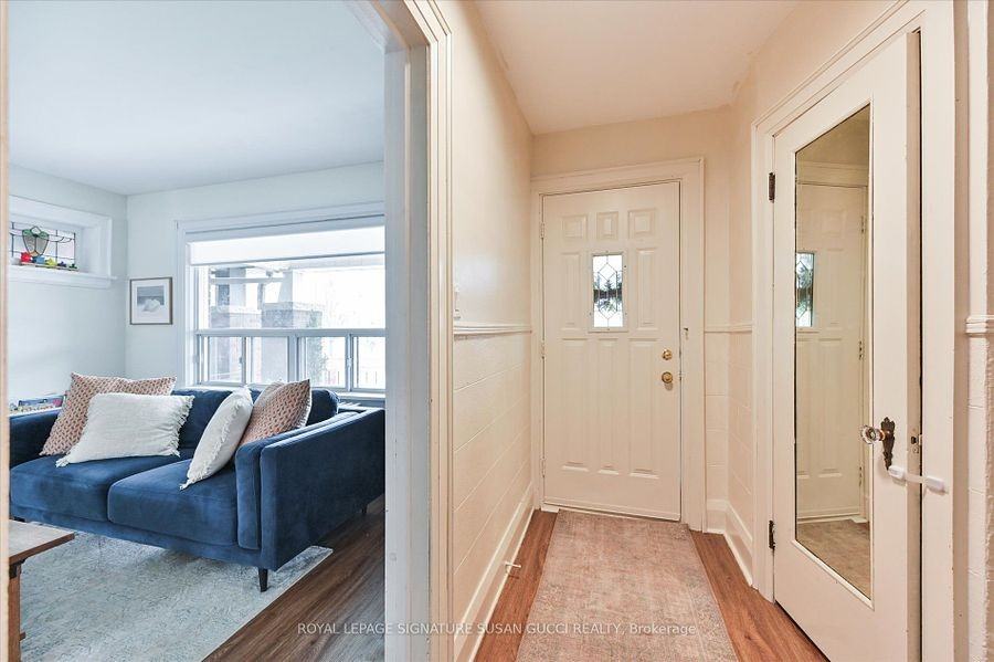 31 Lesmount Avenue - Photo 3 of 30