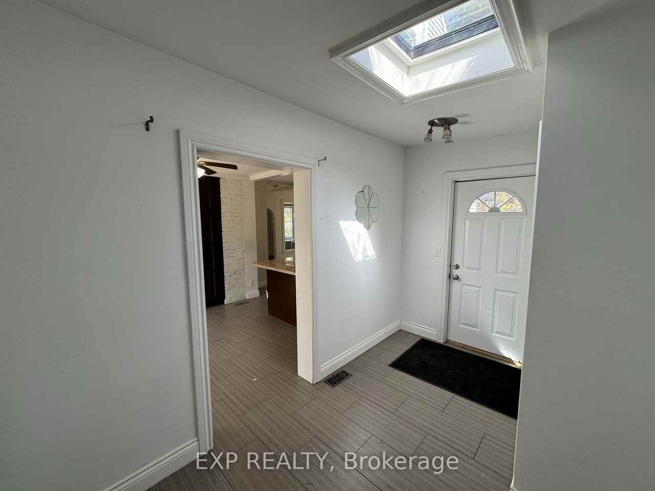 74 Roxborough Road #None - Photo 2 of 6