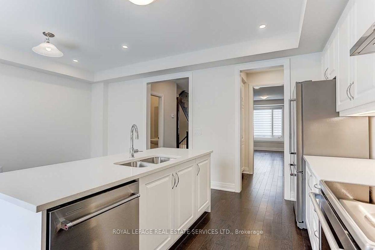 513 New England Court - Photo 2 of 6