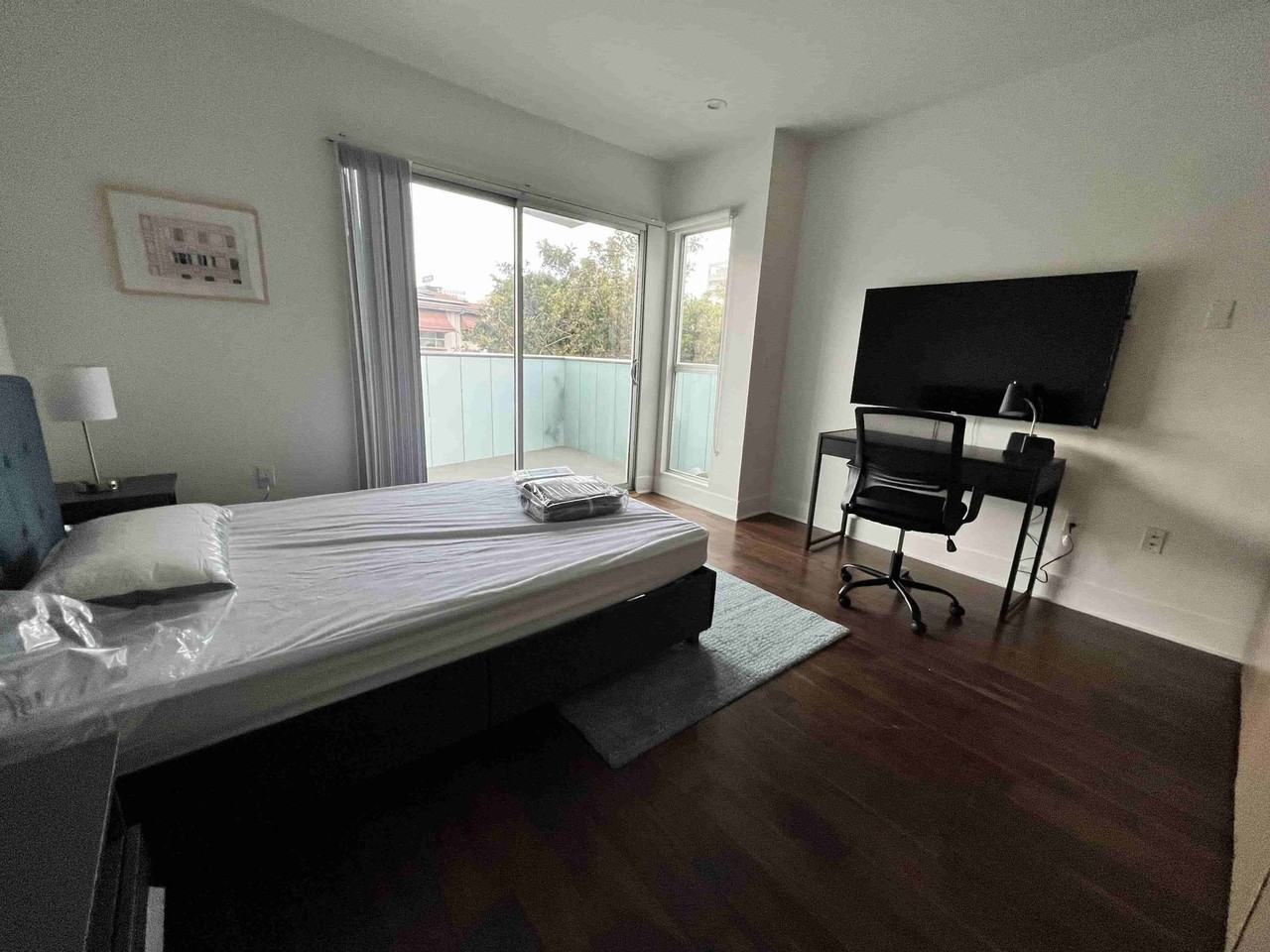 Ecco - La Brea - Photo 7 of 50