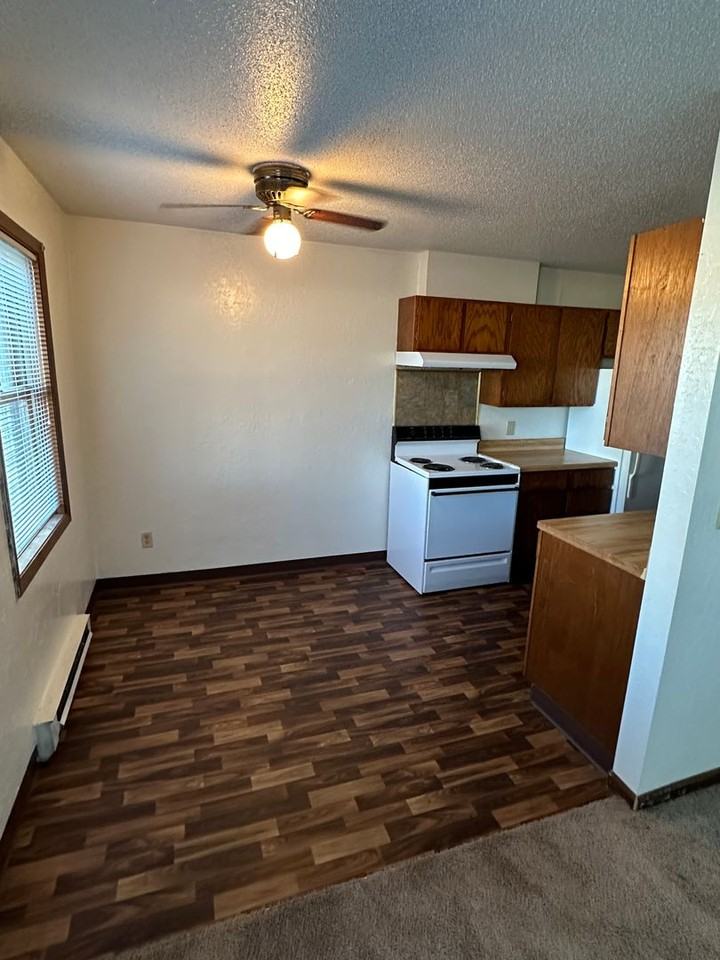 Lisbon 16 - Photo 6 of 24