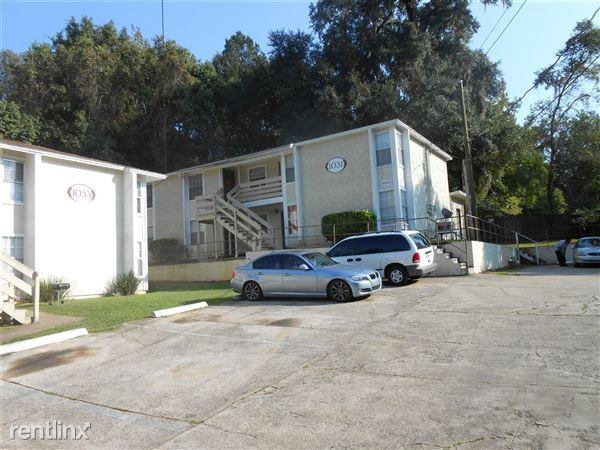 1033 Crossing Brook Way #D - Photo 3 of 13