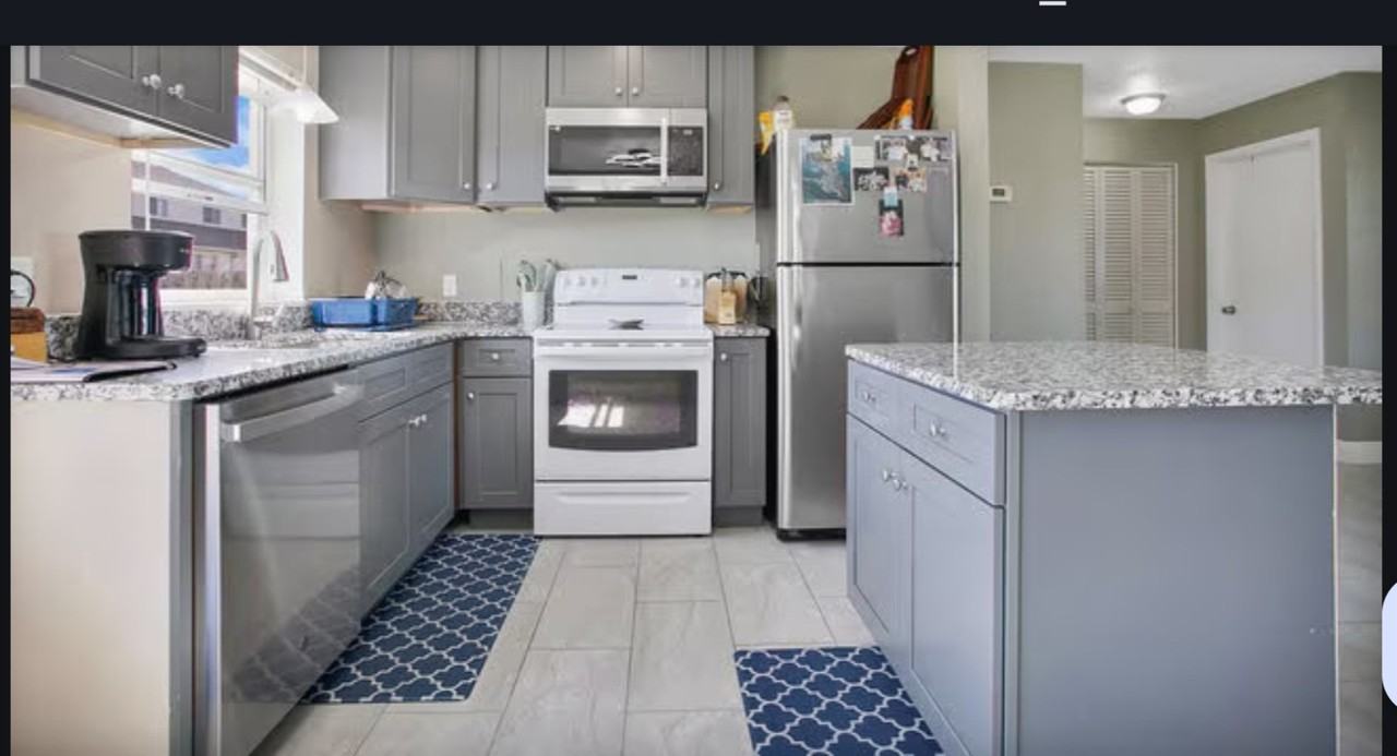 567 Grant Ave #WEST - Photo 2 of 6