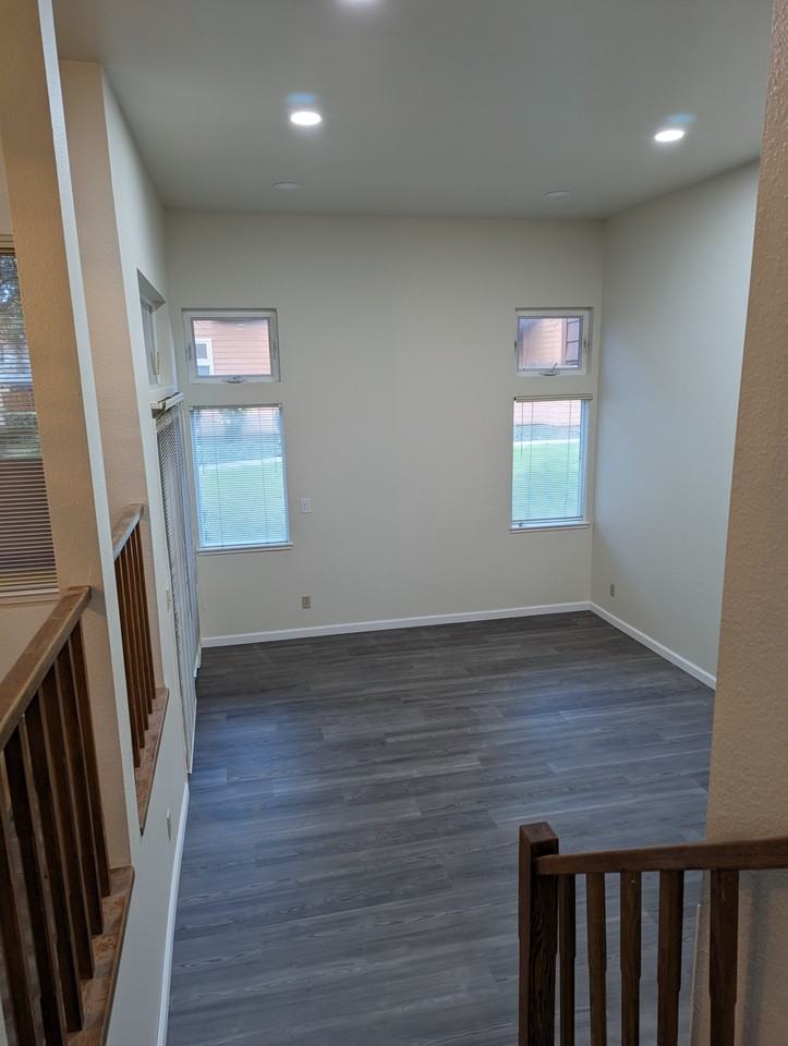 297 Sumba Ct #0 - Photo 2 of 11